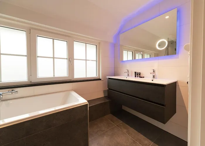 Luxe Met Wellness En Domotica